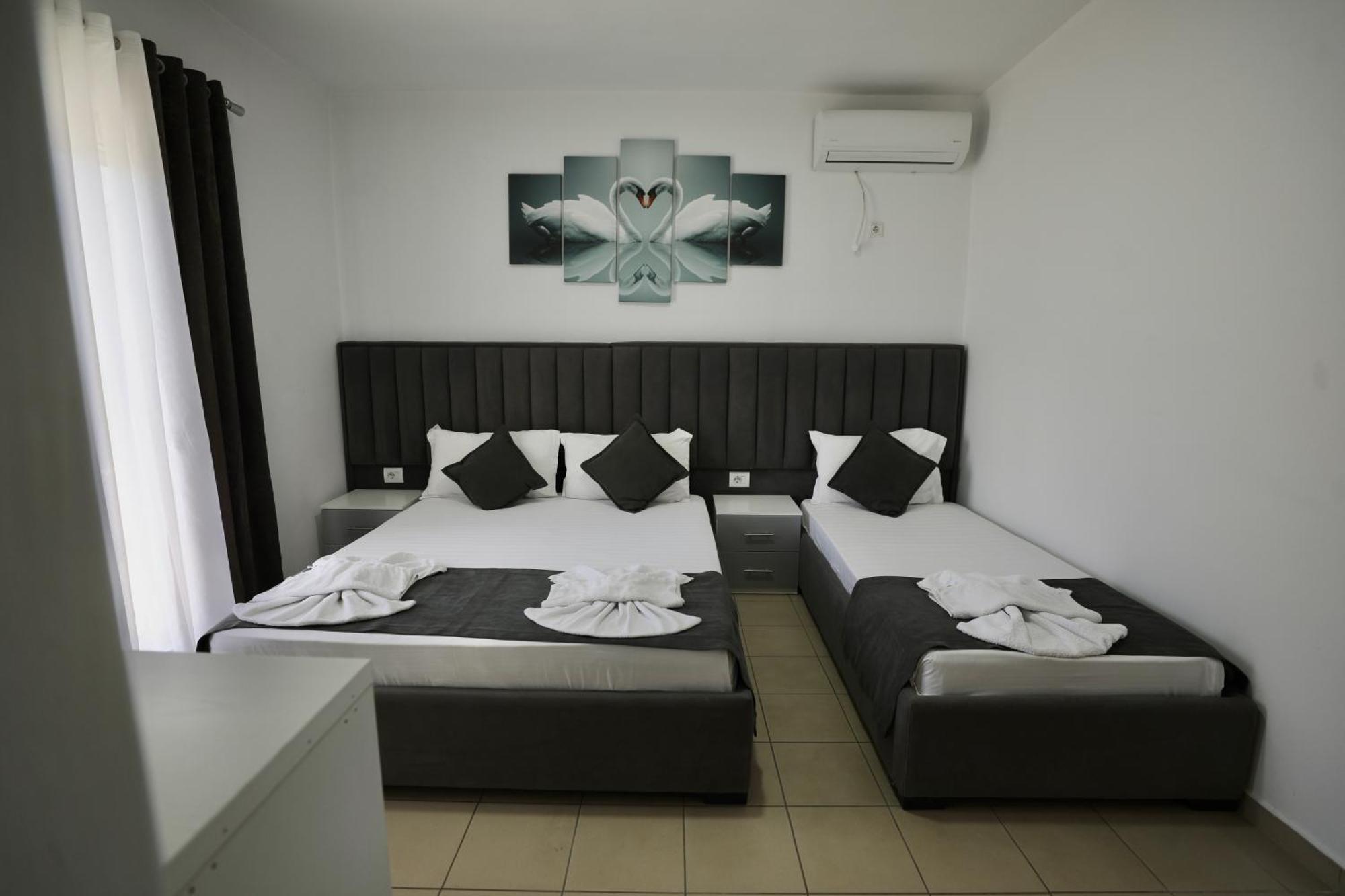 Hotel Vila Kapllani Sarandë Exterior foto